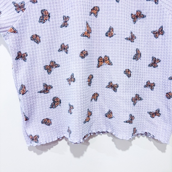 AMERICAN EAGLE Lilac waffle t-shirt with butterflies - Picture 3 of 6
